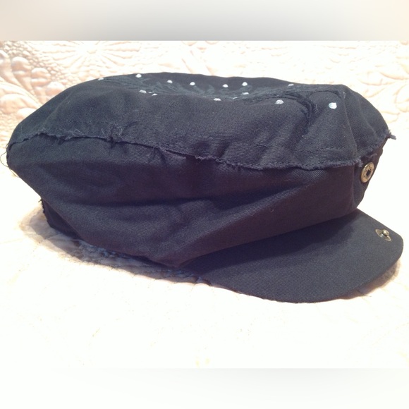 Y2K UBi Crystal Burnout Velvet Floral Flat Cap Black - Picture 6 of 7